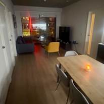 Stany's room