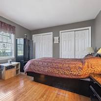 JIGNESH PATEL's room