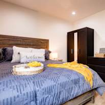 Goldie's room