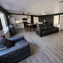 Steven Schneider's room