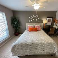Jeannette's room