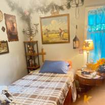 Ginger Hathaway's room