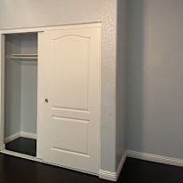 Sandy's room