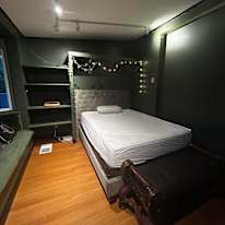 Hailey's room