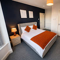 New Mills's room