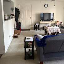 Huy Woody's room