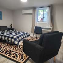 Nida's room
