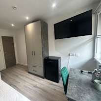 Sig Lets's room