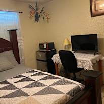 Kelly's room