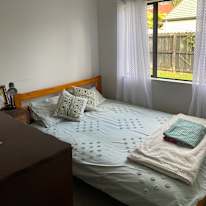 devv's room