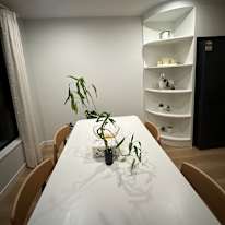 Layla Chen's room