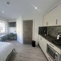 Sig Lets's room