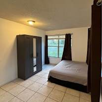 Yakory's room
