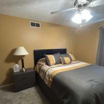 Furnished room for rent's room