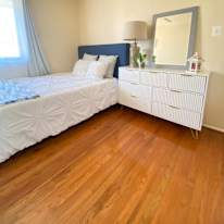 Lina's room
