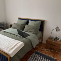 Vernon's room