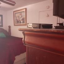 Lisa's room
