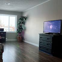 Benz's room