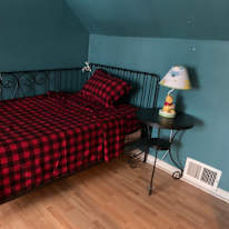 SONNIA's room