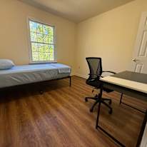 Ken's room