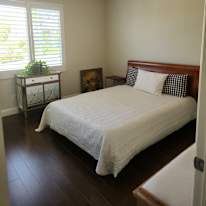MonicaLee's room
