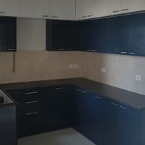 Senthilkumaran Loganathan's room