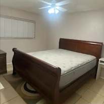 Mirna Ortega's room