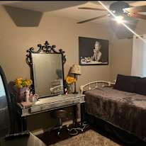 Elsa Martinez's room