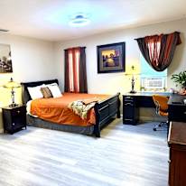 Shawn Harris's room