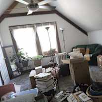 E's room