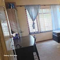 KG & Lisa's room