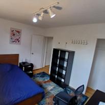 taha's room