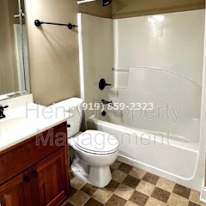 Alcove Rooms's room