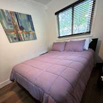 Carlos's room