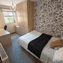 Dawnvale Estates's room