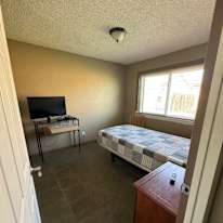Jose's room