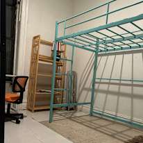 Reo's room