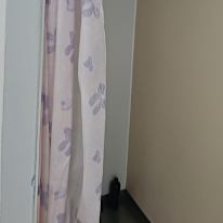 Hani Sipz's room