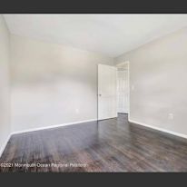Elaysia's room
