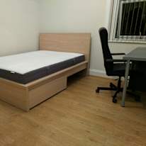 Farz's room