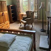 DAVID HEAVENOR's room
