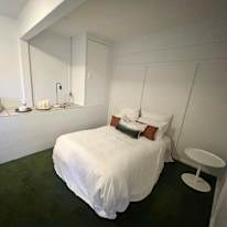 Sophia MyBusiness's room