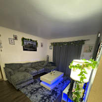 Oluwatosin Saka's room
