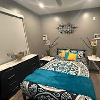 Charming Room in a Great Neighborhood's room