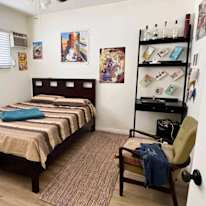 Lovely flat in Pasadena's room