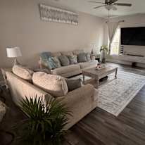 Juan's room