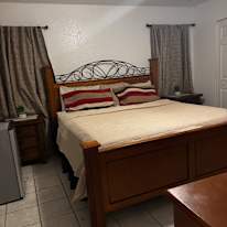 ROVET SENIOR's room