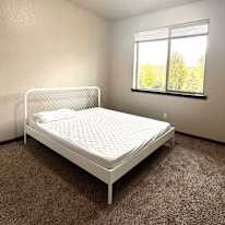 Minh-Tam's room