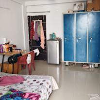 Shivangi Chauhan's room