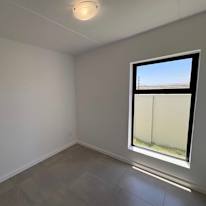 Sinoxolo's room